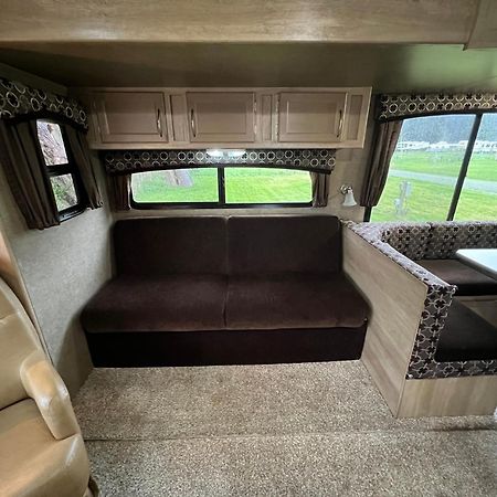 Surfside Glamping Camper Hotel Klamath Exterior foto