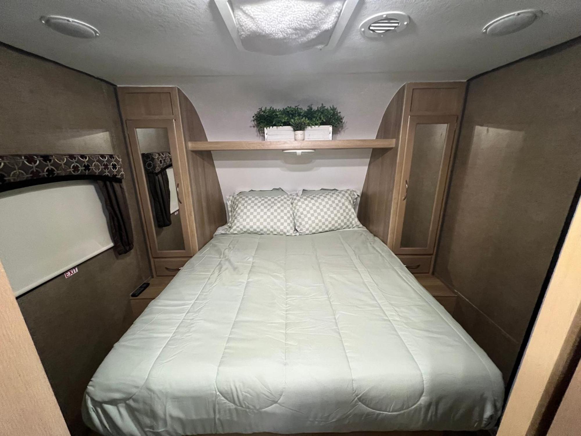 Surfside Glamping Camper Hotel Klamath Exterior foto