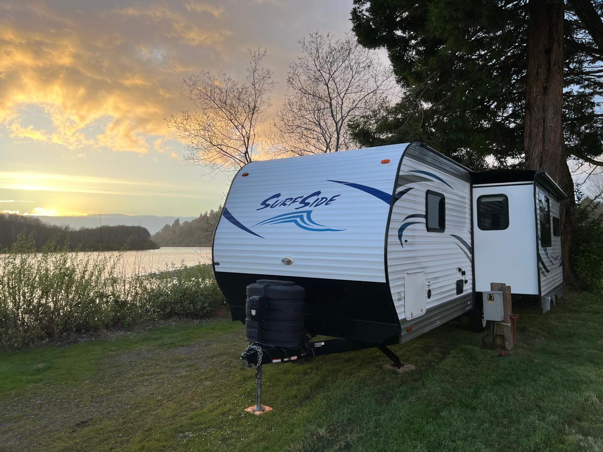 Surfside Glamping Camper Hotel Klamath Exterior foto